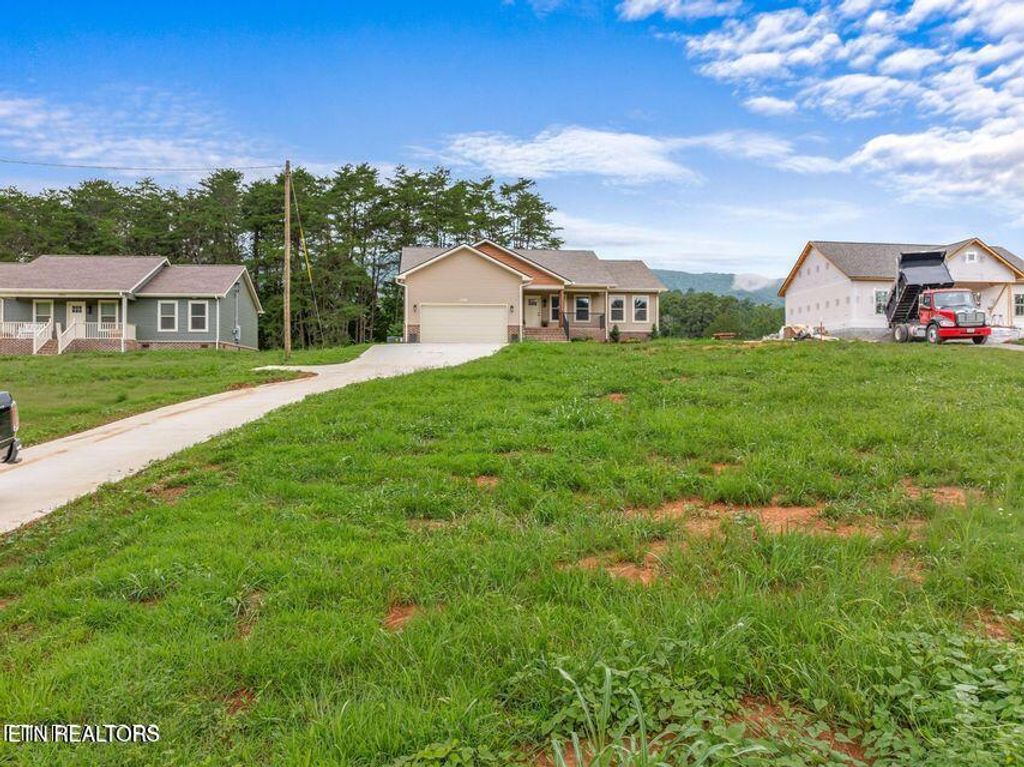 Photo of 5015 Rutledge Pike, Rutledge, TN 37861 (MLS # 1291292)