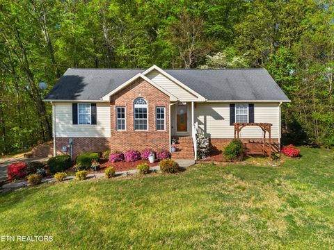 Photo of 833 Thomas Farms Drive, Jefferson City, TN 37760 (MLS # 1337235)