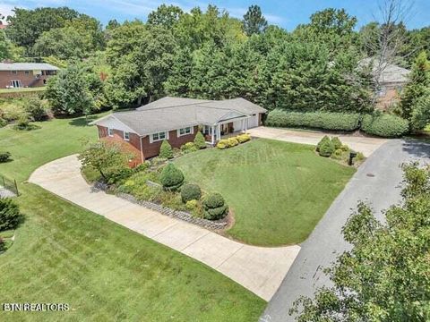 Photo of 107 Fairway Lane, Greeneville, TN 37743 (MLS # 1322638)