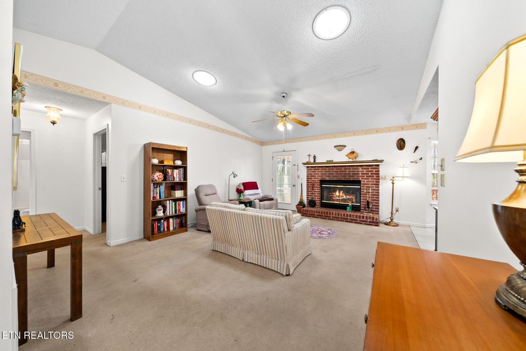 Photo of 104 Farrington, Crossville, TN 38558 (MLS # 1327242)