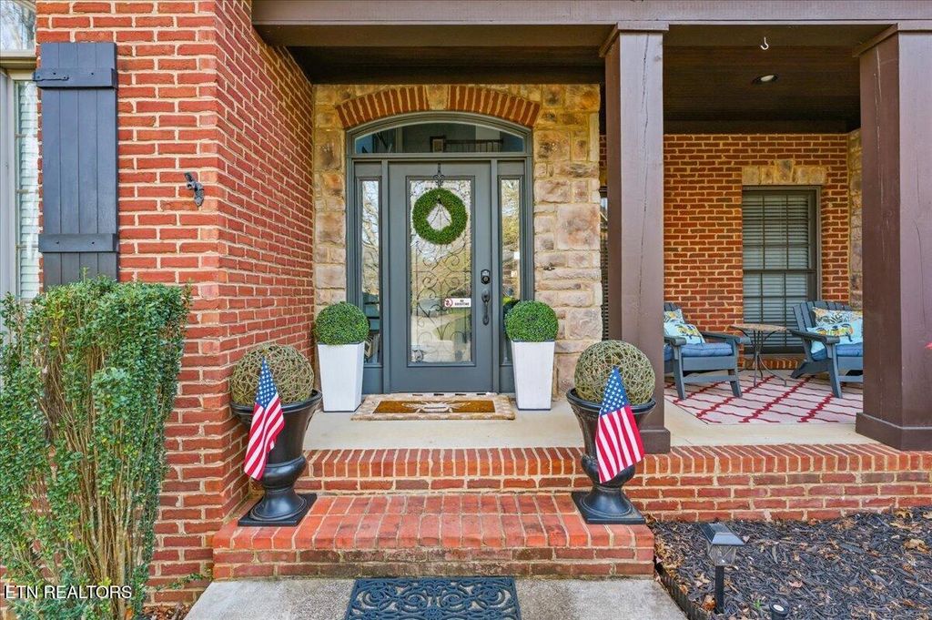 Photo of 2421 Brooke Willow Blvd, Knoxville, TN 37932 (MLS # 1335418)