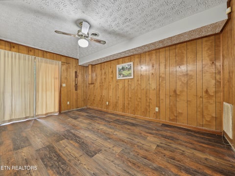 Tiny photo for 204 Great View Way, Newport, TN 37821 (MLS # 1357581)