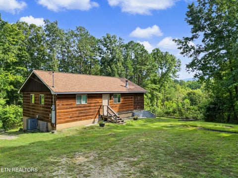 Photo of 204 Great View Way, Newport, TN 37821 (MLS # 1357581)