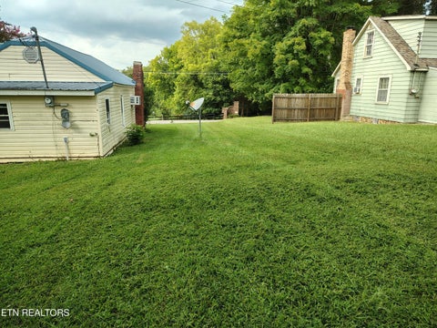 Tiny photo for 401 E Farrell St, Niota, TN 37826 (MLS # 1356222)