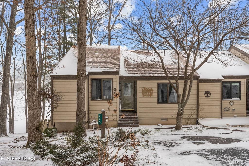 Photo of 345 Lake Catherine Circle, Crossville, TN 38558 (MLS # 1328211)