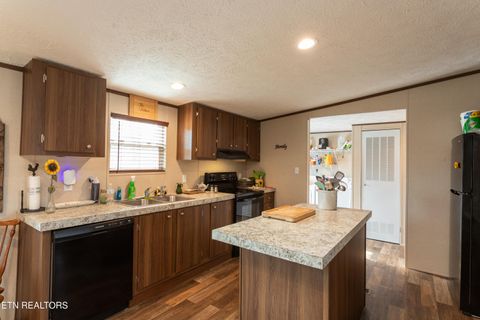 Tiny photo for 3309 Airport Rd, Rockwood, TN 37854 (MLS # 1328492)