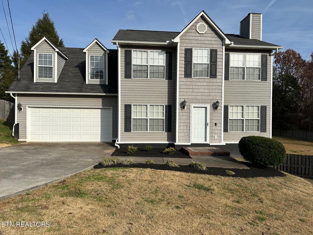 Photo of 1820 Tucson Lane, Knoxville, TN 37922 (MLS # 1323676)