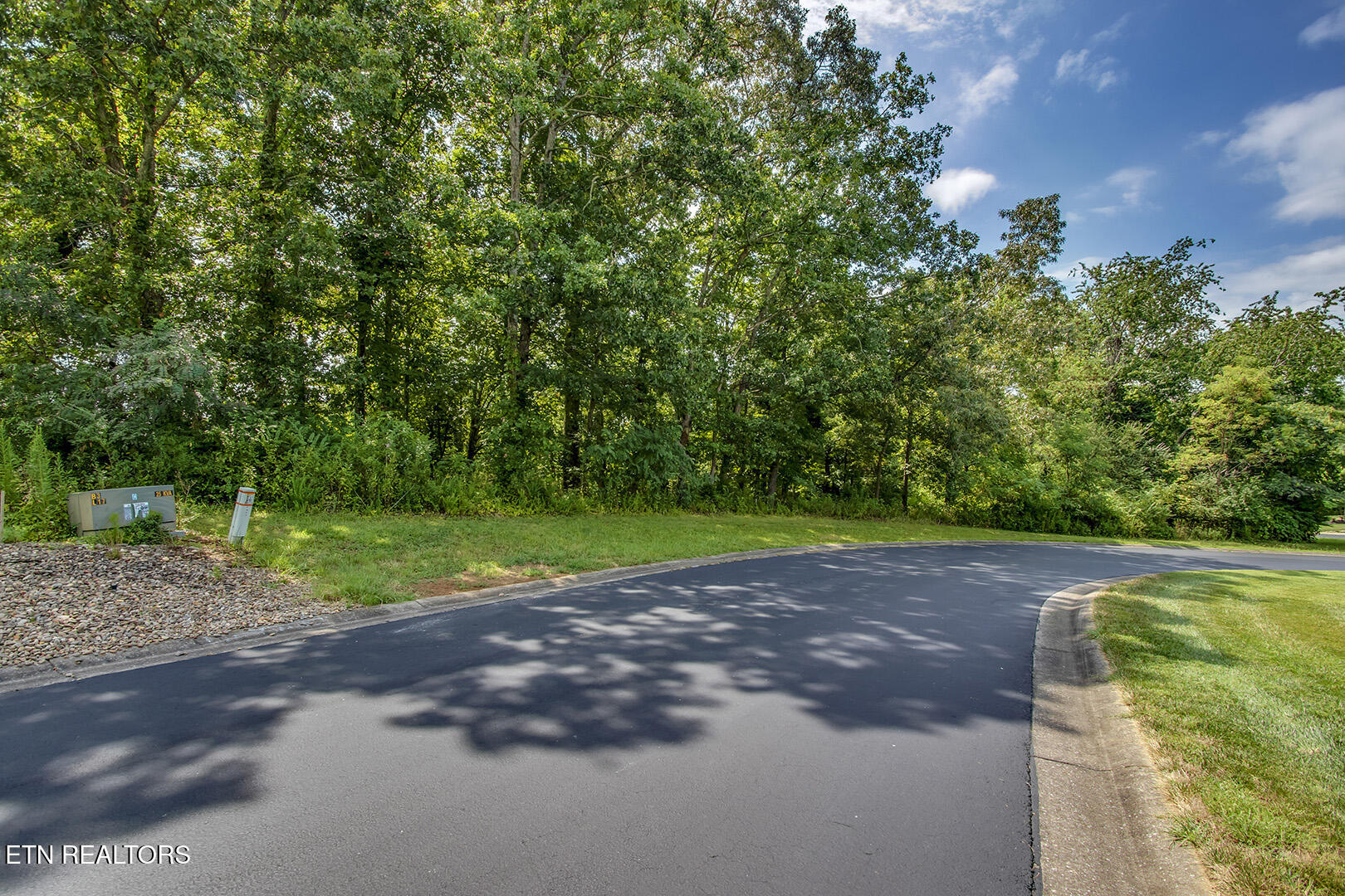 Loudon, Tennessee 37774, United States, ,Land,Active,180102