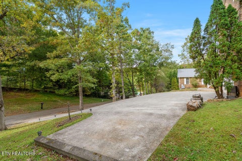 Tiny photo for 713 Jameswood Drive, Maryville, TN 37804 (MLS # 1359308)