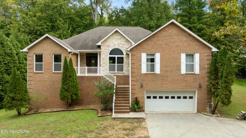 Photo of 713 Jameswood Drive, Maryville, TN 37804 (MLS # 1359308)