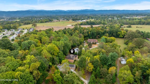 Tiny photo for 713 Jameswood Drive, Maryville, TN 37804 (MLS # 1359308)