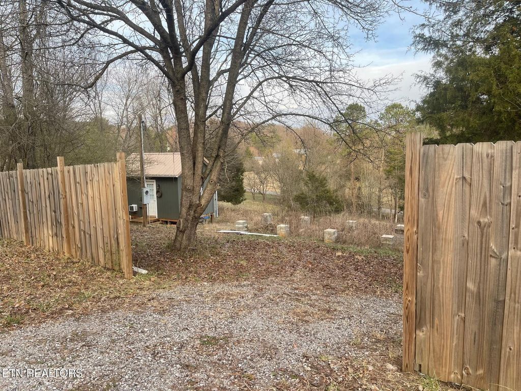 Photo of 135 Morris Lane, Kingston, TN 37763 (MLS # 1293060)