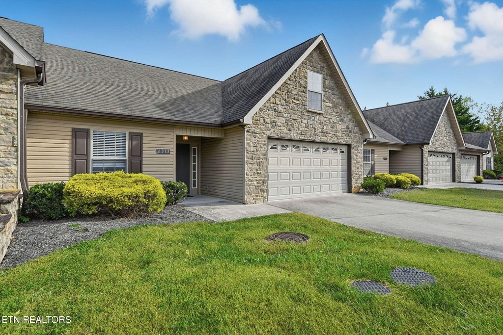 Photo of 6313 Macklin Bend Way, Powell, TN 37849 (MLS # 1319898)