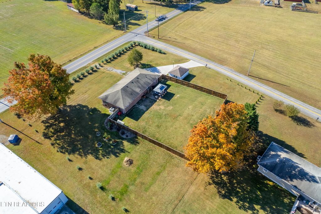 Photo of 635 County Farm Rd, Friendsville, TN 37737 (MLS # 1243756)