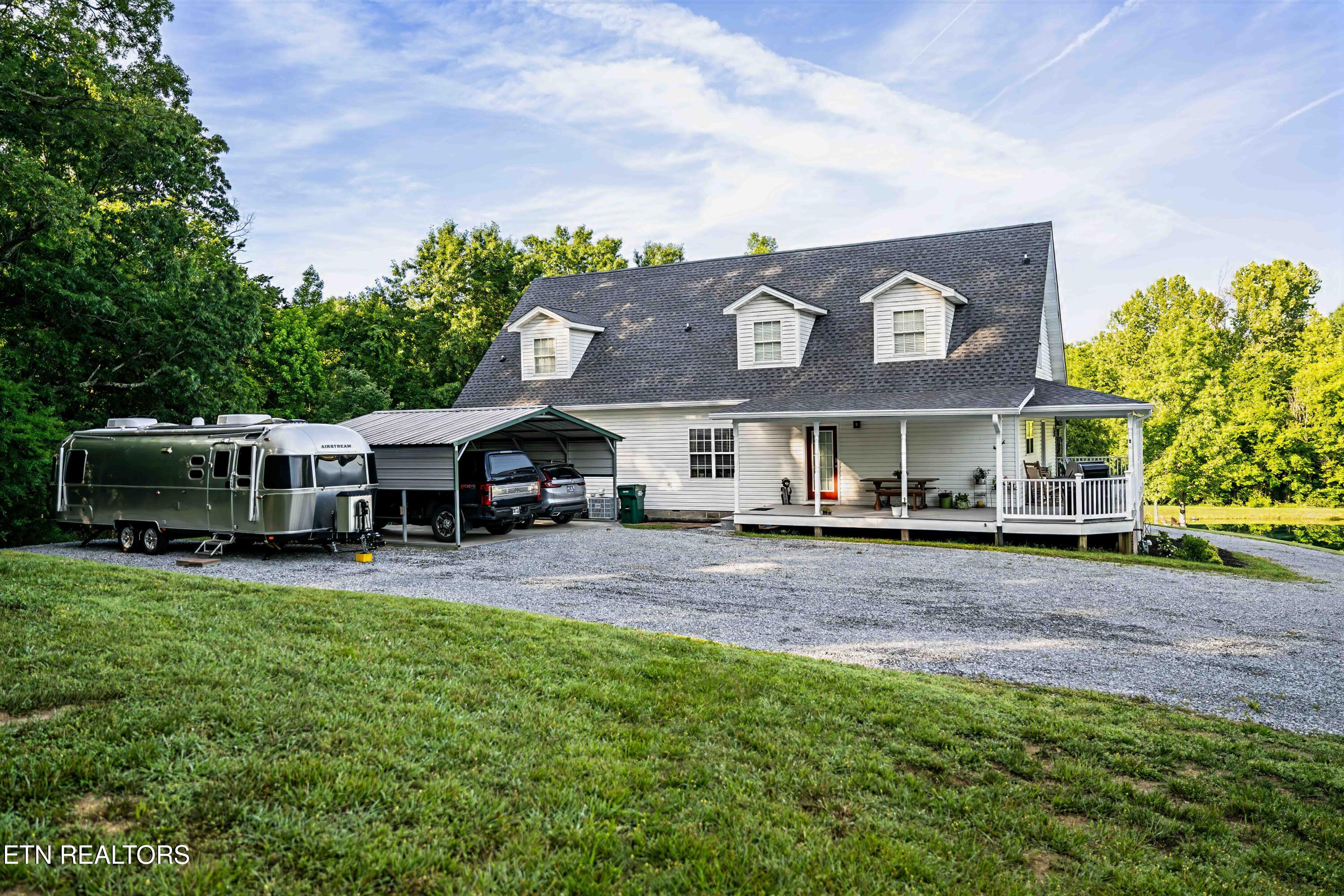 680 Gateway Lane