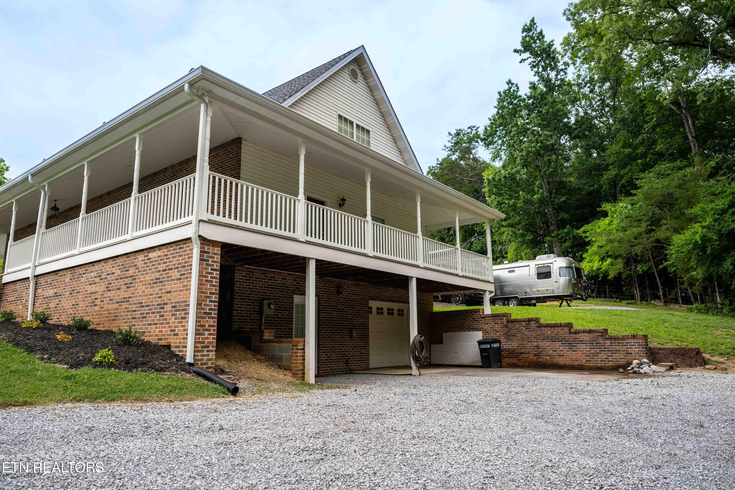 680 Gateway Lane