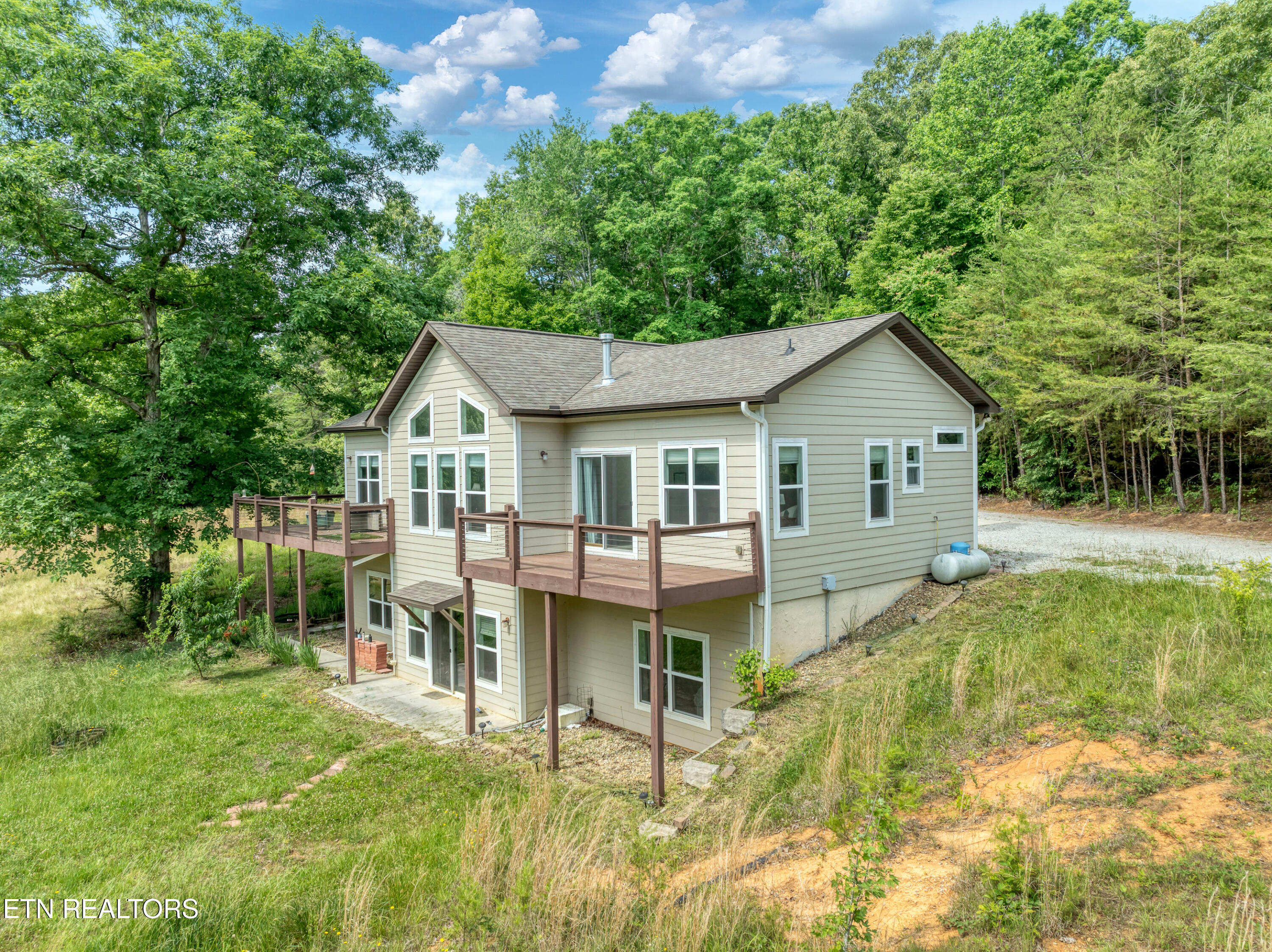 475 Short Bark Rd