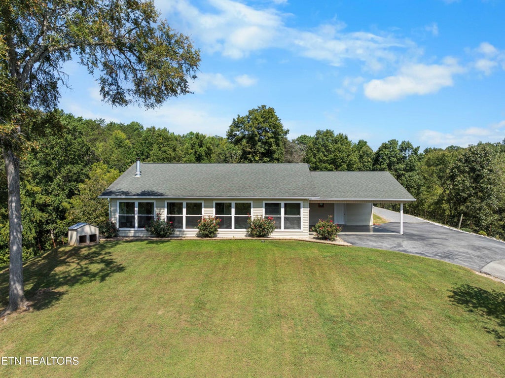 Photo of 593 Cedar Top Drive, Sevierville, TN 37876 (MLS # 1354280)