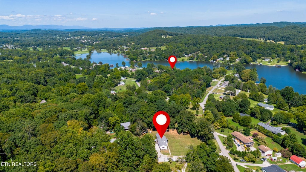 Photo of 112 Mainsail Rd, Kingston, TN 37763 (MLS # 1353561)