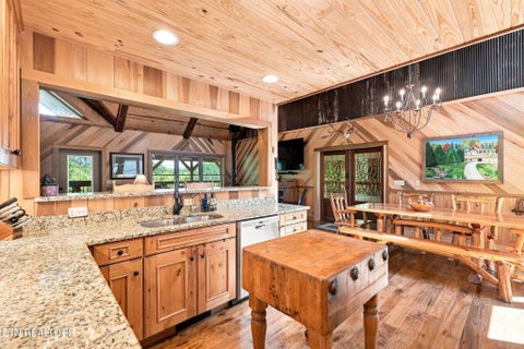 Tiny photo for 59 Russell Lane, Pleasant Shade, TN 37145 (MLS # 1354950)