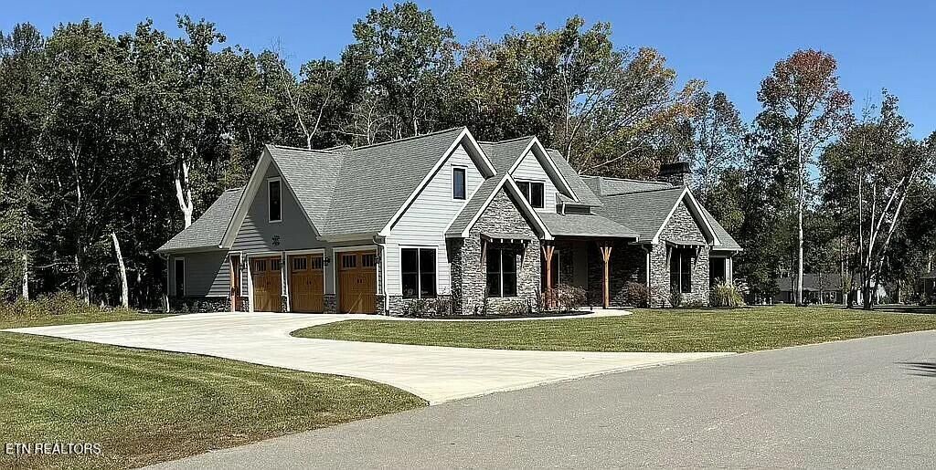 Photo of 385 Sunset Harbor Drive, Dandridge, TN 37725 (MLS # 1283145)