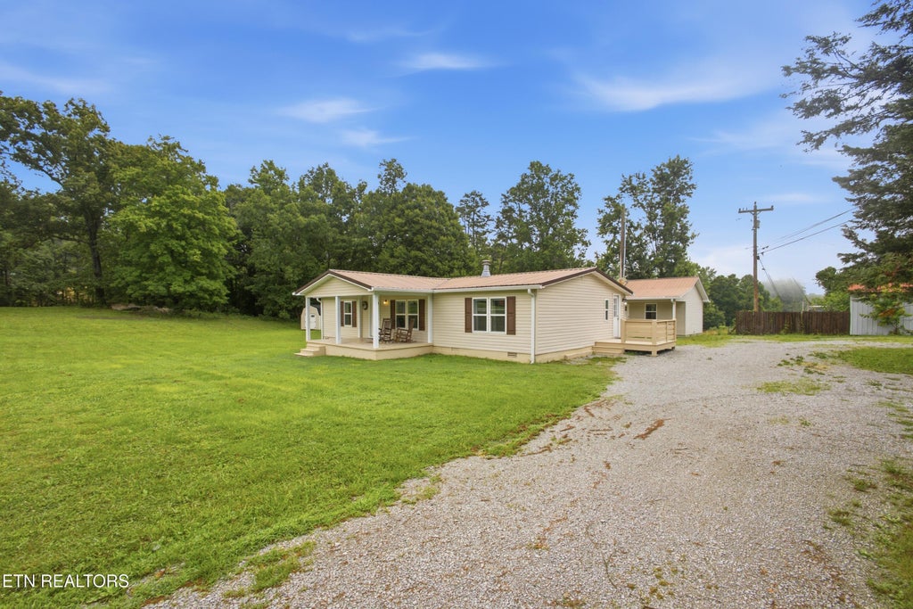 Photo of 171 T Q Heidel Rd, Wartburg, TN 37887 (MLS # 1347652)
