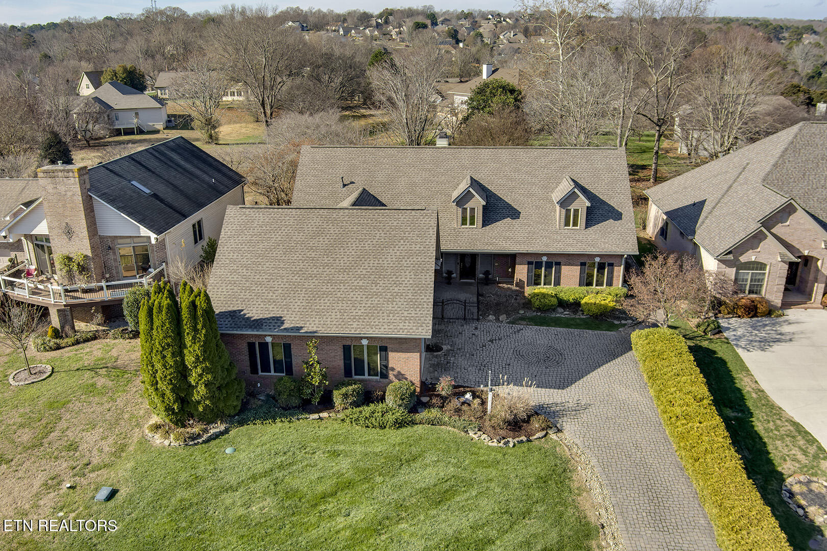 Loudon, Tennessee 37774, United States, 4 Bedrooms Bedrooms, ,4 BathroomsBathrooms,Residential,Active,254685