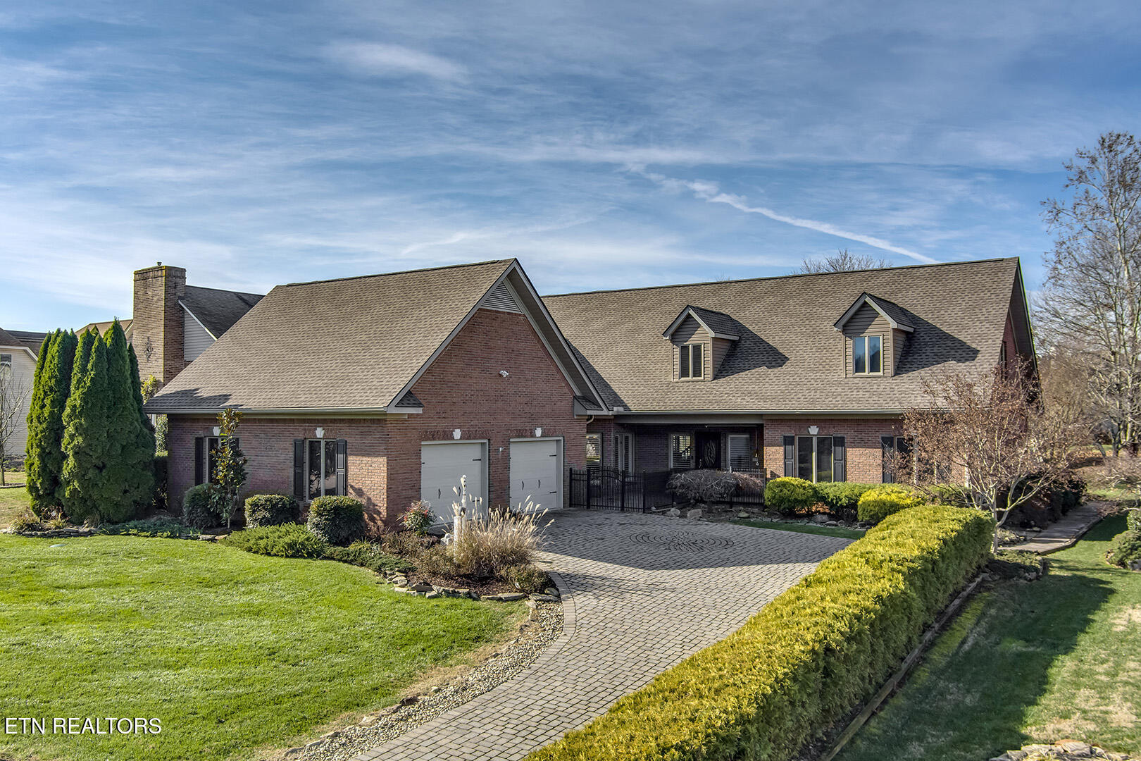 Loudon, Tennessee 37774, United States, 4 Bedrooms Bedrooms, ,4 BathroomsBathrooms,Residential,Active,254685