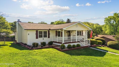 Photo of 1222 Galewood Rd, Knoxville, TN 37919 (MLS # 1338267)