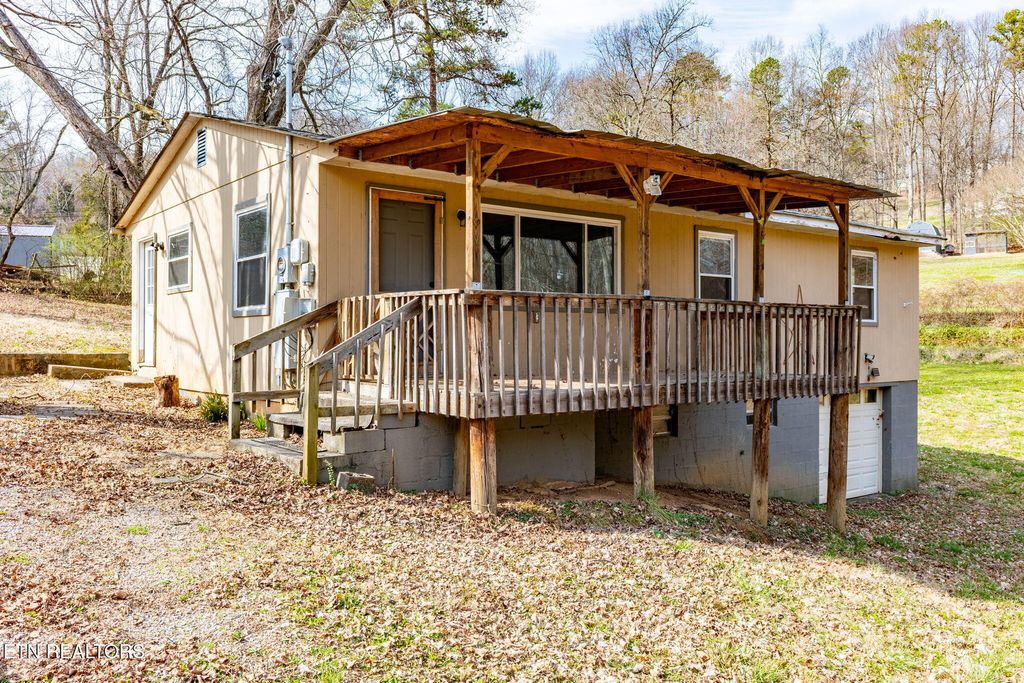 Photo of 1711 Sunny Lane, Knoxville, TN 37912 (MLS # 1331393)