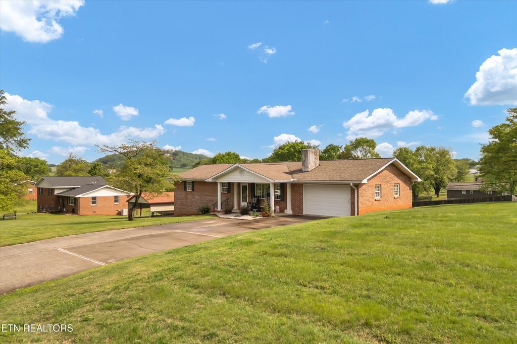Photo of 4122 Murphy Ave, Rockford, TN 37853 (MLS # 1298976)