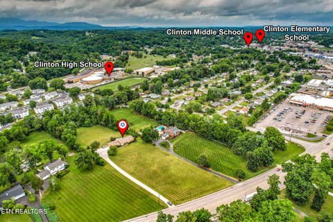 Tiny photo for 605 S Charles G Seivers Blvd, Clinton, TN 37716 (MLS # 1345685)