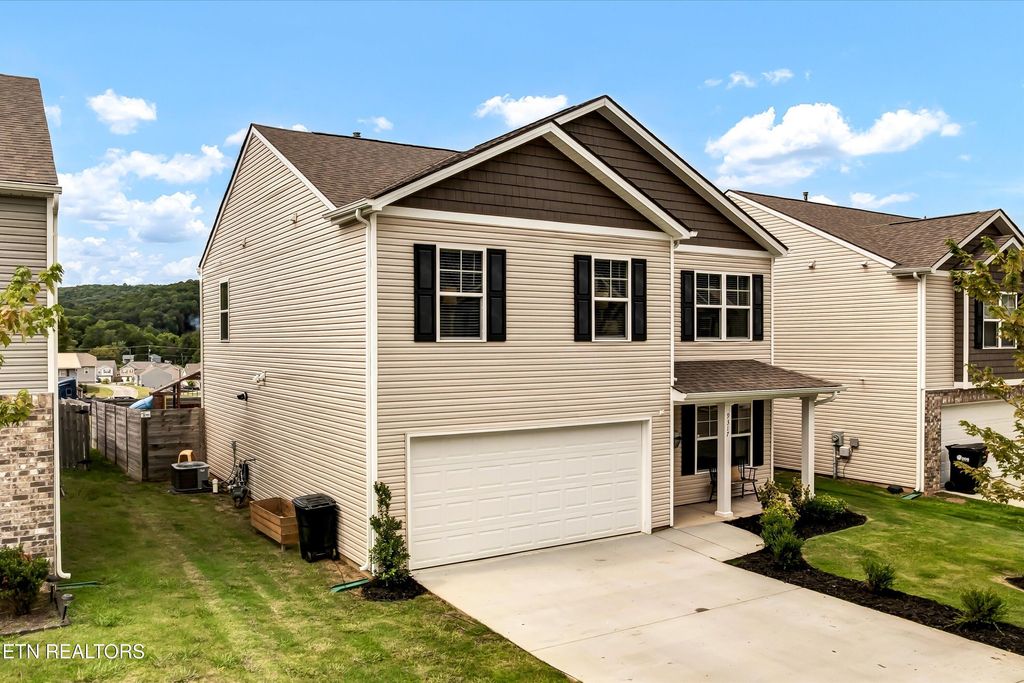 Photo of 9317 Avian Forest Lane, Heiskell, TN 37754 (MLS # 1311363)