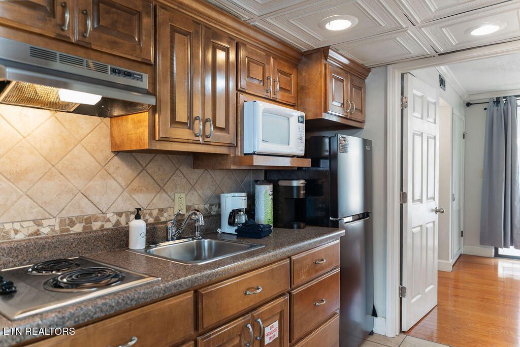 Photo of 685 River Rd #UNIT 314, Gatlinburg, TN 37738 (MLS # 1304338)