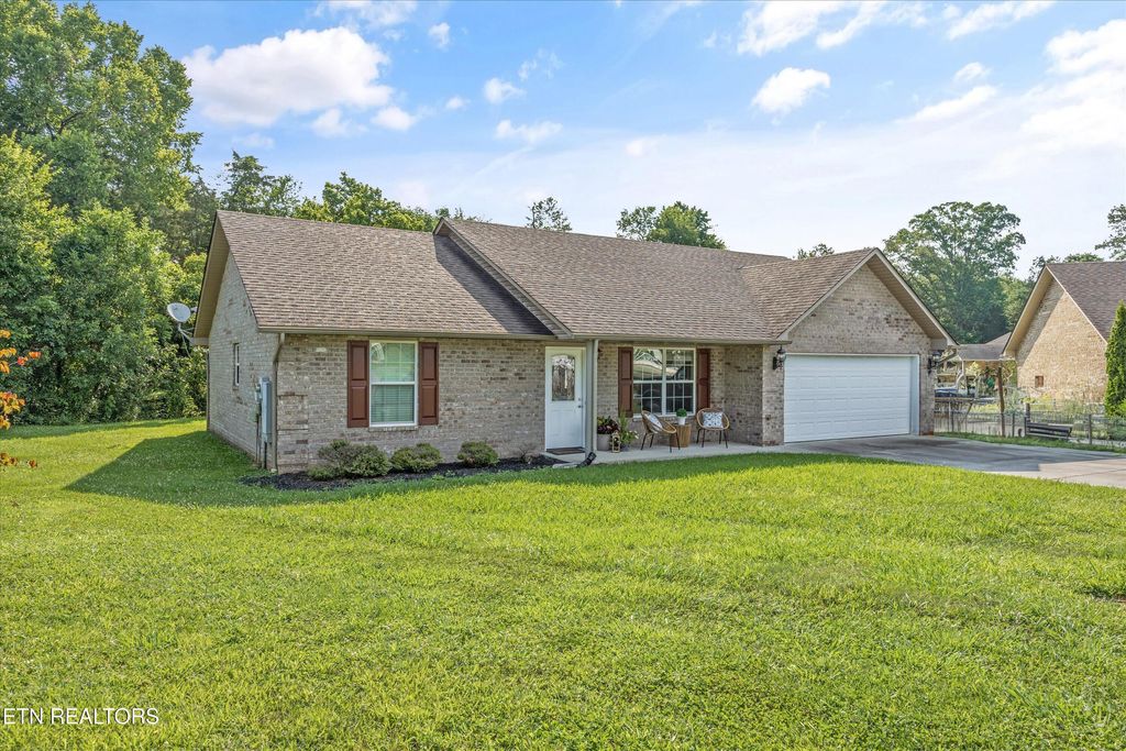 Photo of 8108 Morning Rose Lane, Corryton, TN 37721 (MLS # 1306389)