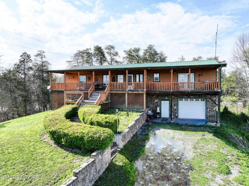Photo of 2440 Levee Way, Sevierville, TN 37876 (MLS # 1334712)