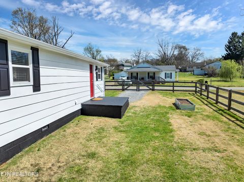 Tiny photo for 2331 Mitchell Ave, Maryville, TN 37804 (MLS # 1333655)