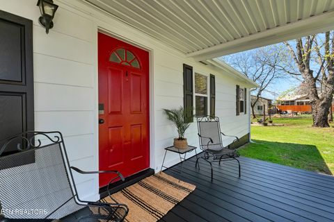 Tiny photo for 2331 Mitchell Ave, Maryville, TN 37804 (MLS # 1333655)