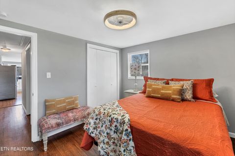 Tiny photo for 2331 Mitchell Ave, Maryville, TN 37804 (MLS # 1333655)