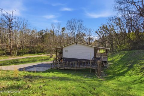 Tiny photo for 168 Childs Rd, Harriman, TN 37748 (MLS # 1333392)