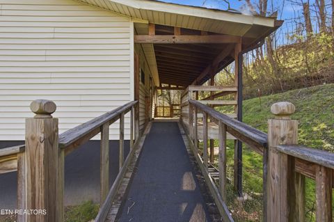 Tiny photo for 168 Childs Rd, Harriman, TN 37748 (MLS # 1333392)