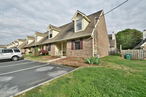 Tiny photo for 918 Chip Cove Lane, Knoxville, TN 37938 (MLS # 1334740)