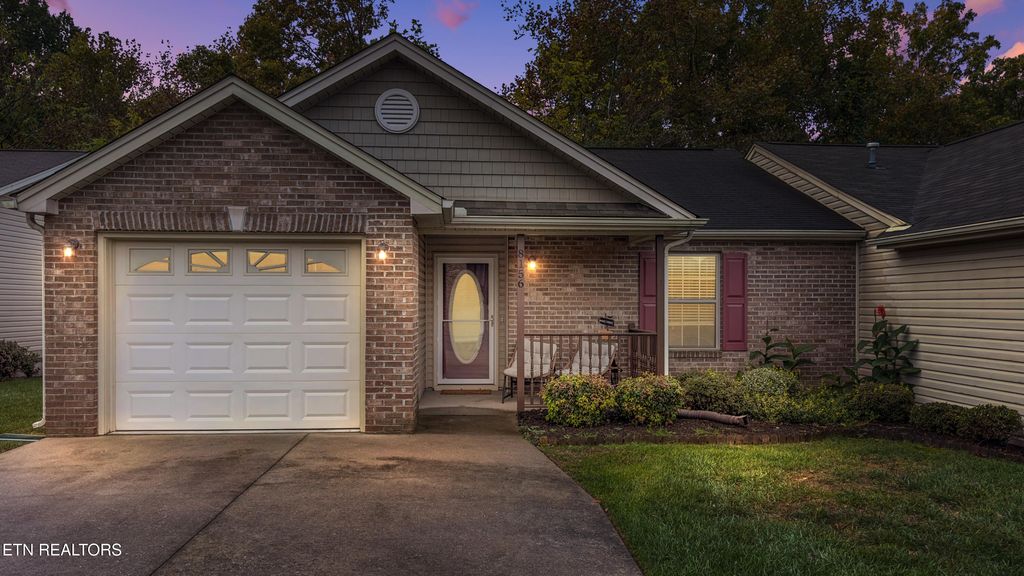 Photo of 8156 Pepperdine Way, Knoxville, TN 37923 (MLS # 1320373)