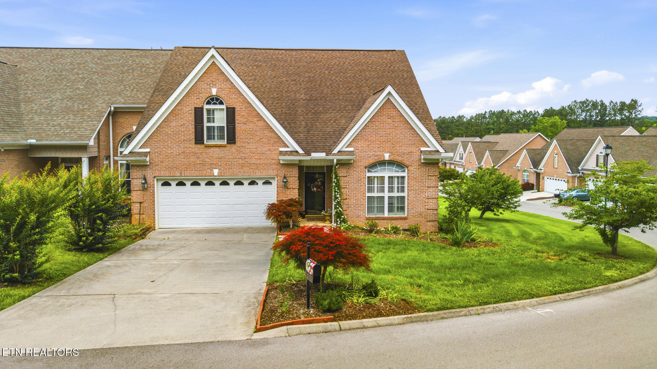 1079 Creekside Village Way