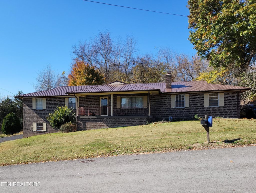 Photo of 1264 Rowe St, New Tazewell, TN 37825 (MLS # 1244968)
