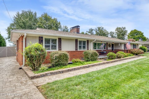 Tiny photo for 7404 Sheffield Drive, Knoxville, TN 37909 (MLS # 1350604)