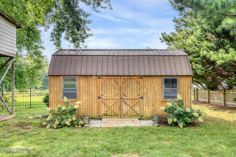 Tiny photo for 7404 Sheffield Drive, Knoxville, TN 37909 (MLS # 1350604)