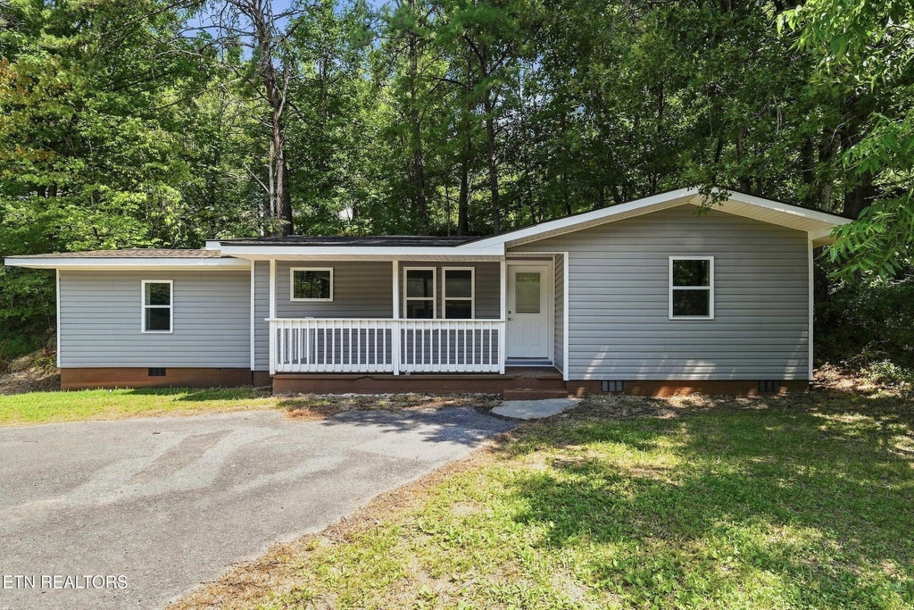 Photo of 2519 Ridge Rd, Pigeon Forge, TN 37863 (MLS # 1355215)
