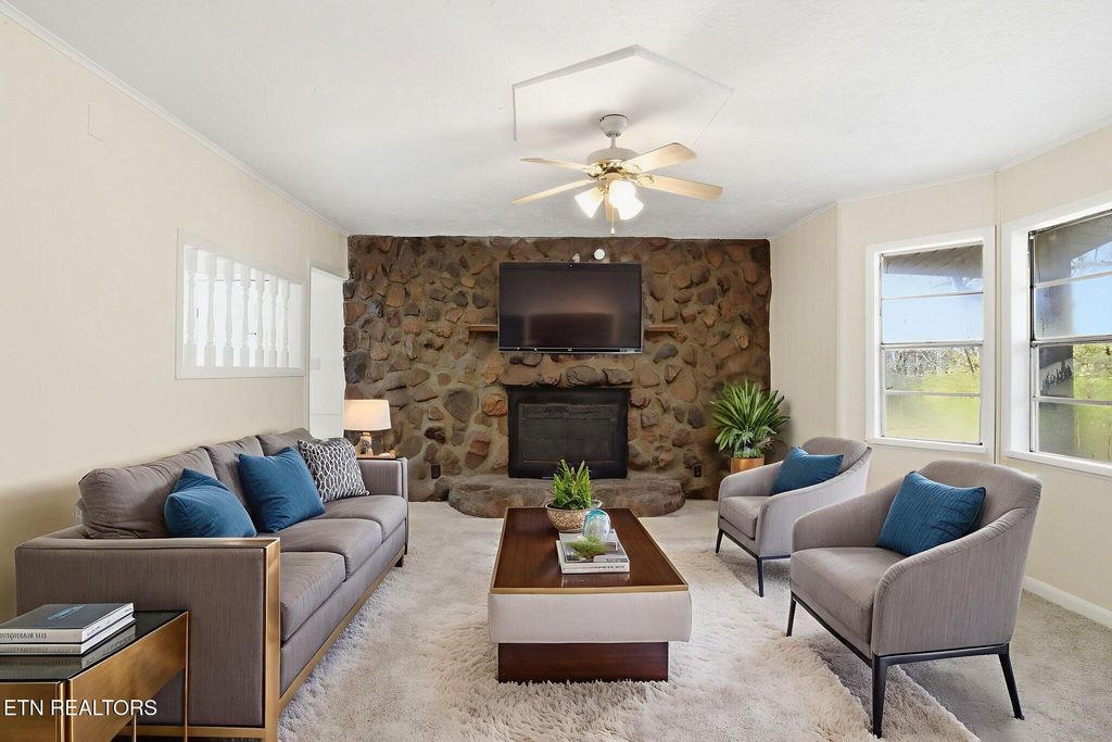 Photo of 3889 Quarry Rd, Louisville, TN 37777 (MLS # 1322071)