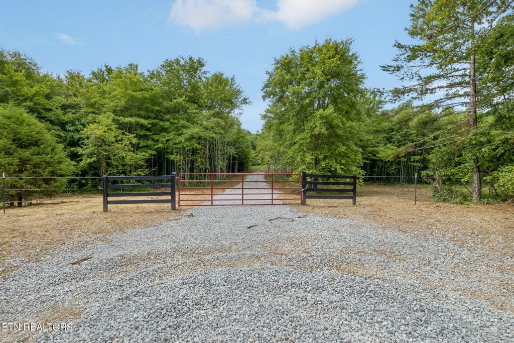 Photo of Sheep Ranch Tract 4 Rd, Robbins, TN 37852 (MLS # 1352330)